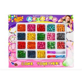 Gyöngyfűző készlet fából