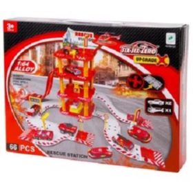   Tűzoltó parkolóház és helikopter leszálló fém kisatóval és tűzoltóval