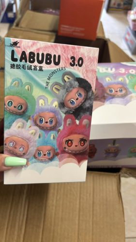 Meglepetés Labubu 3.0